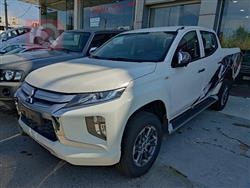 میتسوبیشی L200